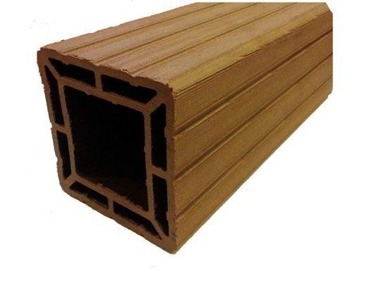 Широкий столб из дерева и пластика купить в Сочи